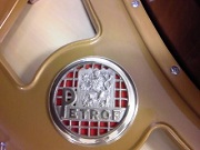 petrof IV demichippendale(Mahogany) frame2