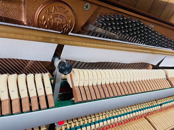 KAWAI KL-11KF�@�A�N�V����