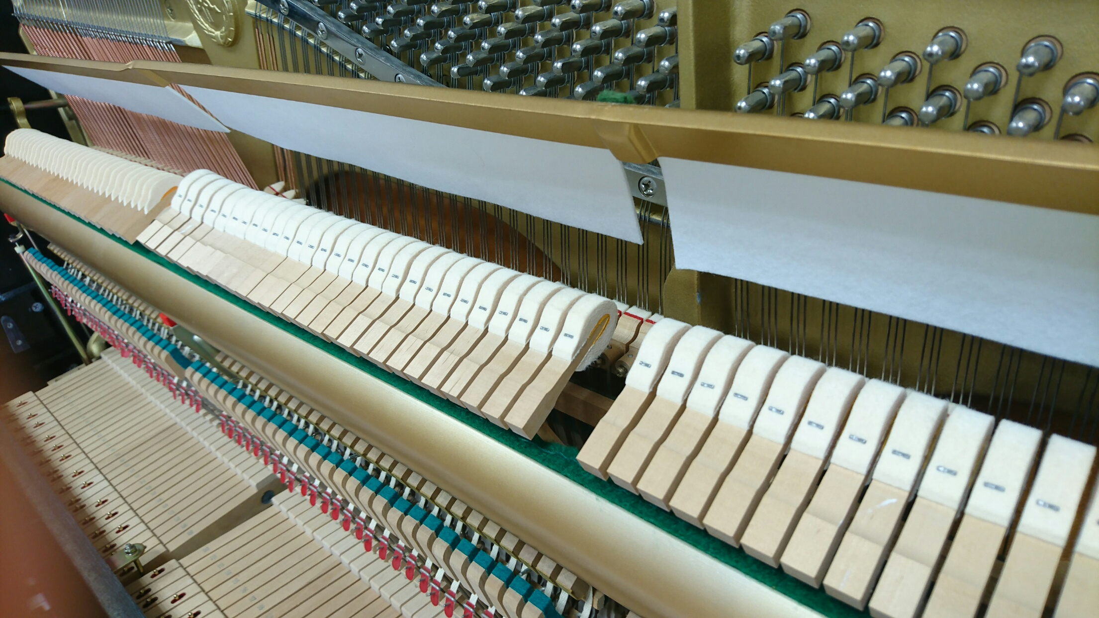 YAMAHA U10A アクション