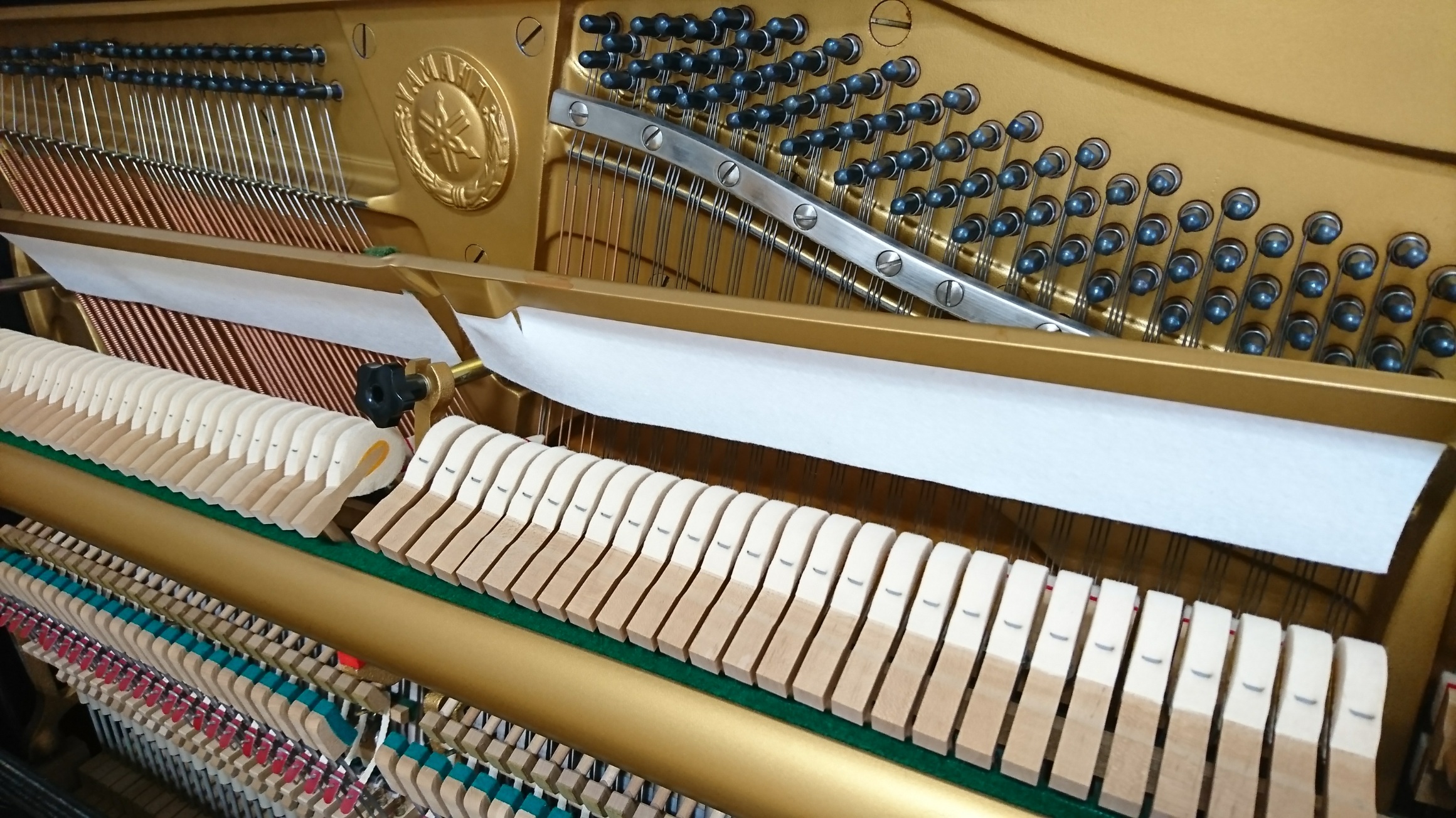 YAMAHA U3A�@�A�N�V����
