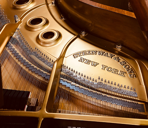 steinway L �t���[��