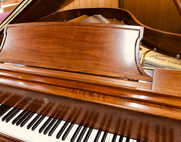 steinway L ���ʑ�